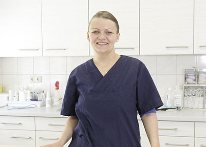 Tierarztpraxis-Kutzner-Team-Janin-Huettich